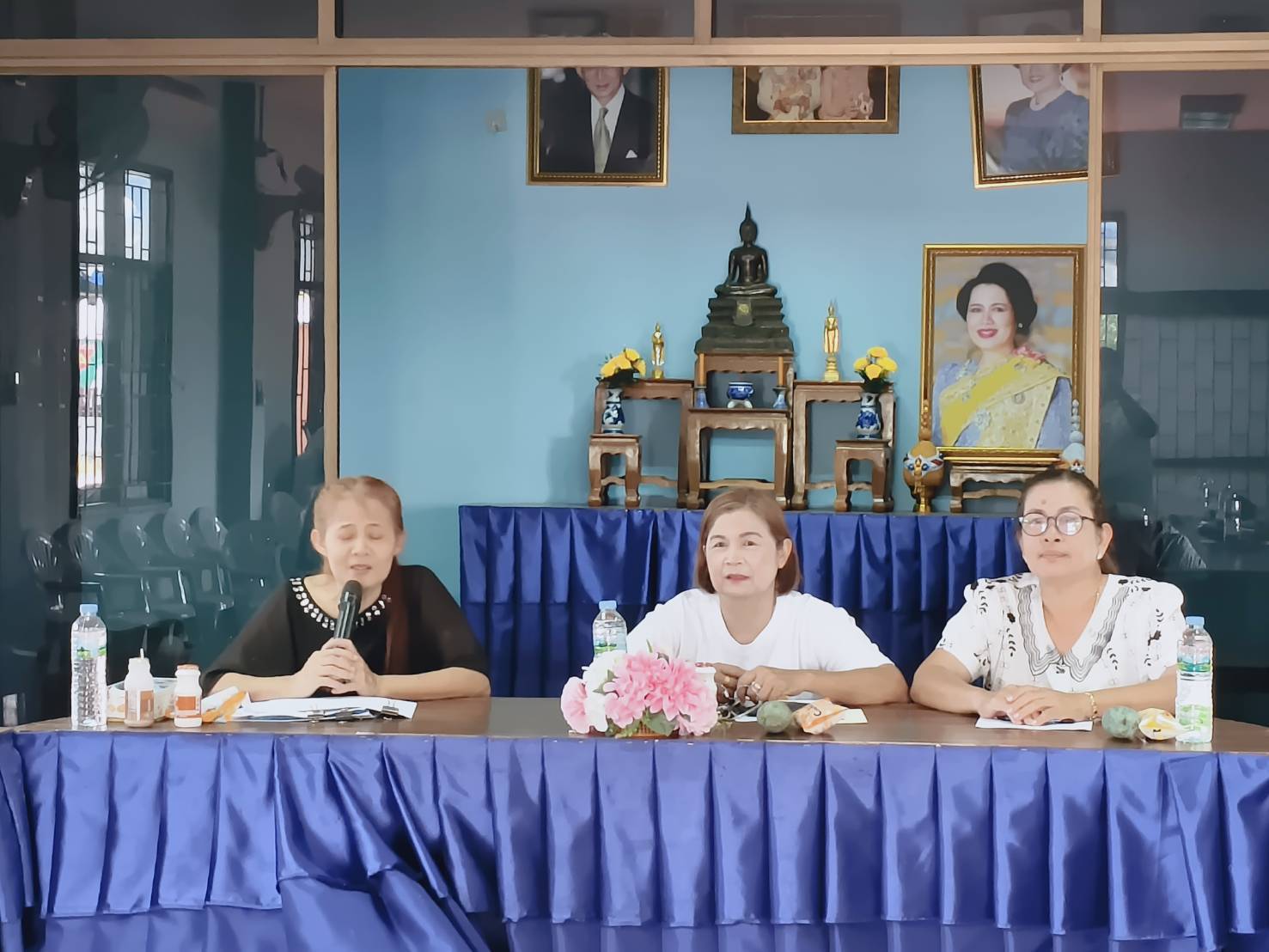 พช.หัวหิน ขับเคลื่อนกองทุนพัฒนาบทบาทสตรี ตำบลหินเหล็กไฟ